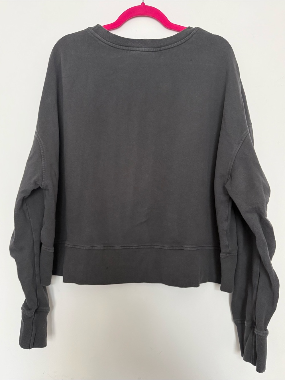 ✨AllSaints Marna Ruched Sleeve Sweatshirt✨ - Picture 5 of 11